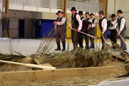 11. MEDNARODNI FOLKLORNI FESTIVAL RAKEK 15 FOTO LJUBO VUKELIČ